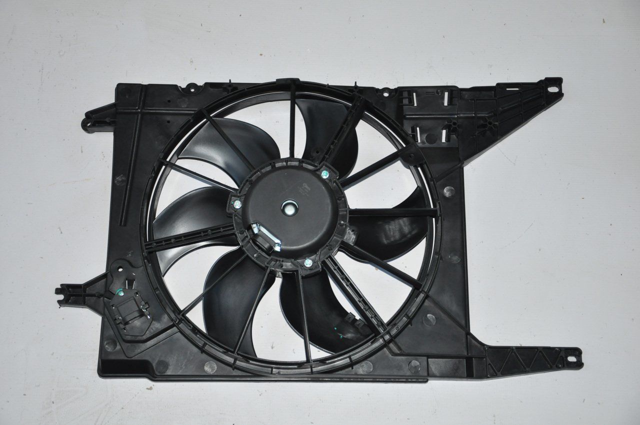 Fan Motoru 1.5 Dci Dacıa Logan-Sandero 2009-2012