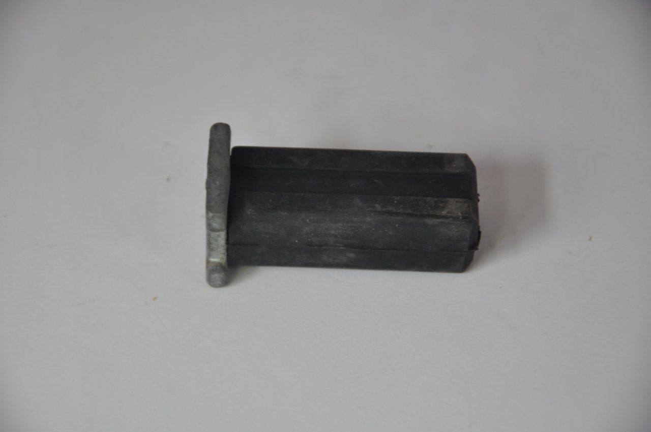 Radyatör Üst Sabitleme Braketi 1.9-2.0 Trafic 2001-2010-Master II