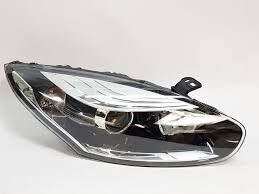 Far Sağ Megane III 2012-2015 (Siyah Makyajlı)